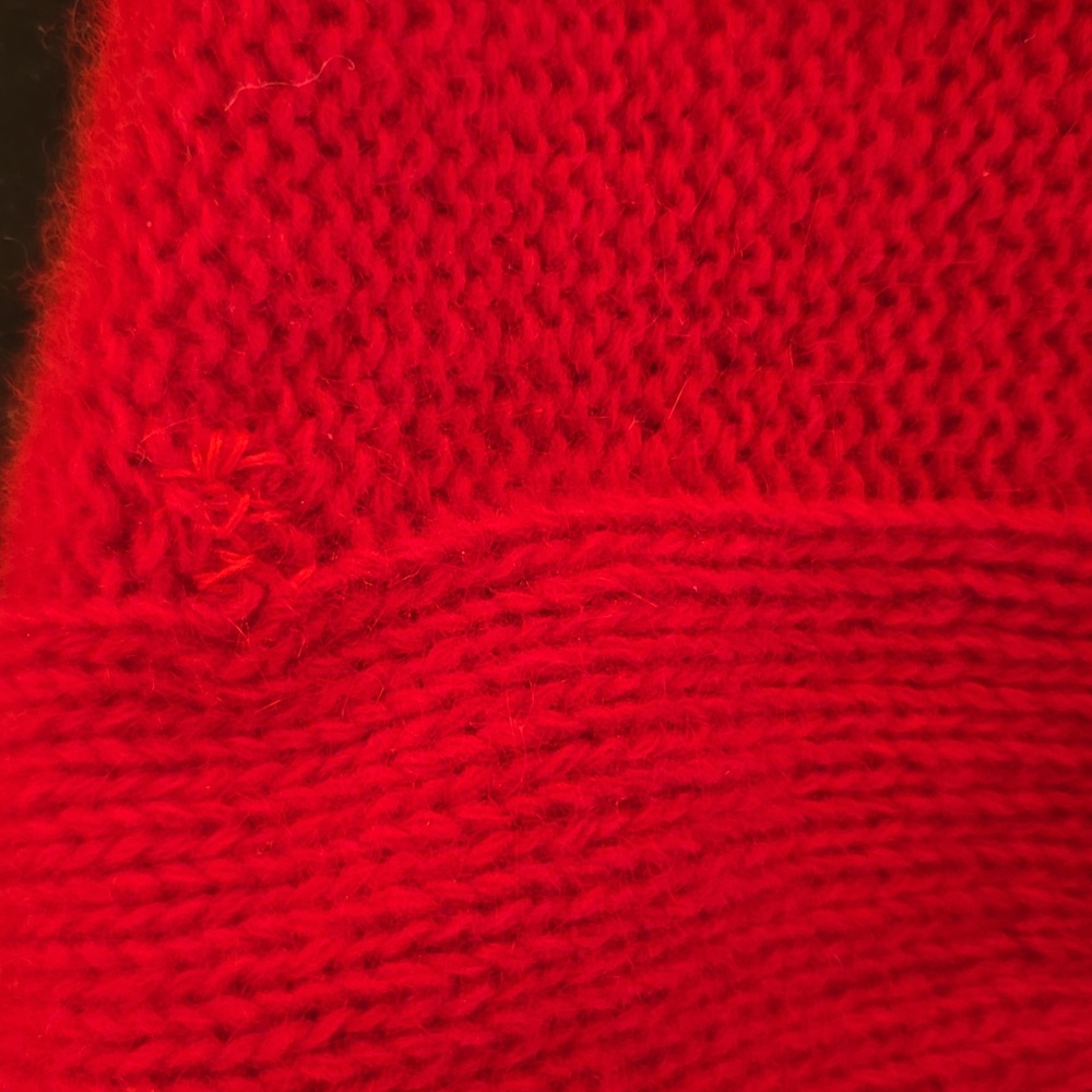 Red Sweater - Picture 8 of 11
